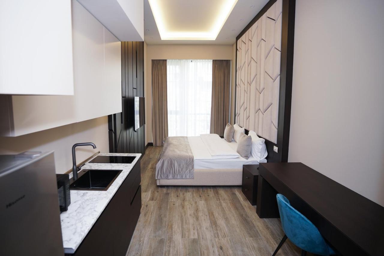 Soho Apart Hotel Yerevan Bagian luar foto