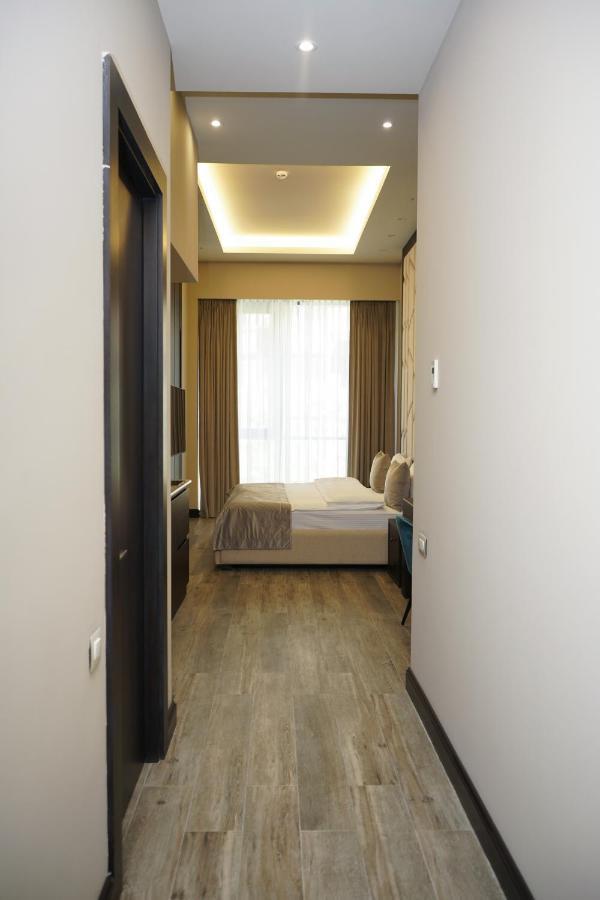 Soho Apart Hotel Yerevan Bagian luar foto