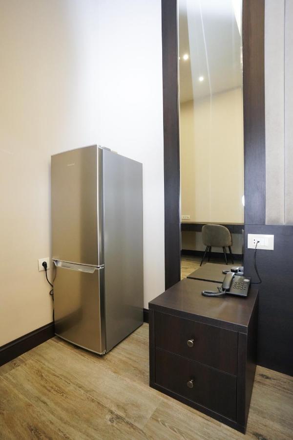 Soho Apart Hotel Yerevan Bagian luar foto
