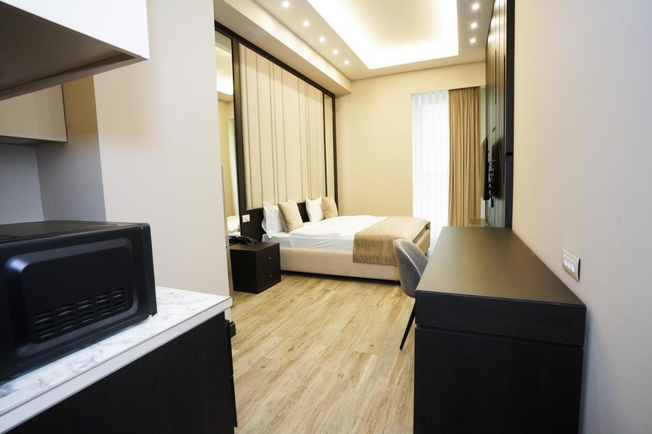 Soho Apart Hotel Yerevan Bagian luar foto